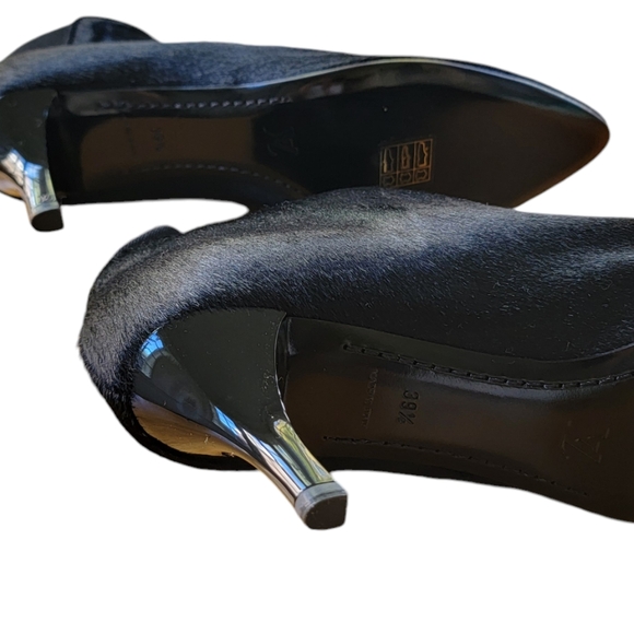 LOUIS VUITTON Hariko Black Front Zip Booties SZ 39.5 - US size 9.5 - Picture 4 of 9